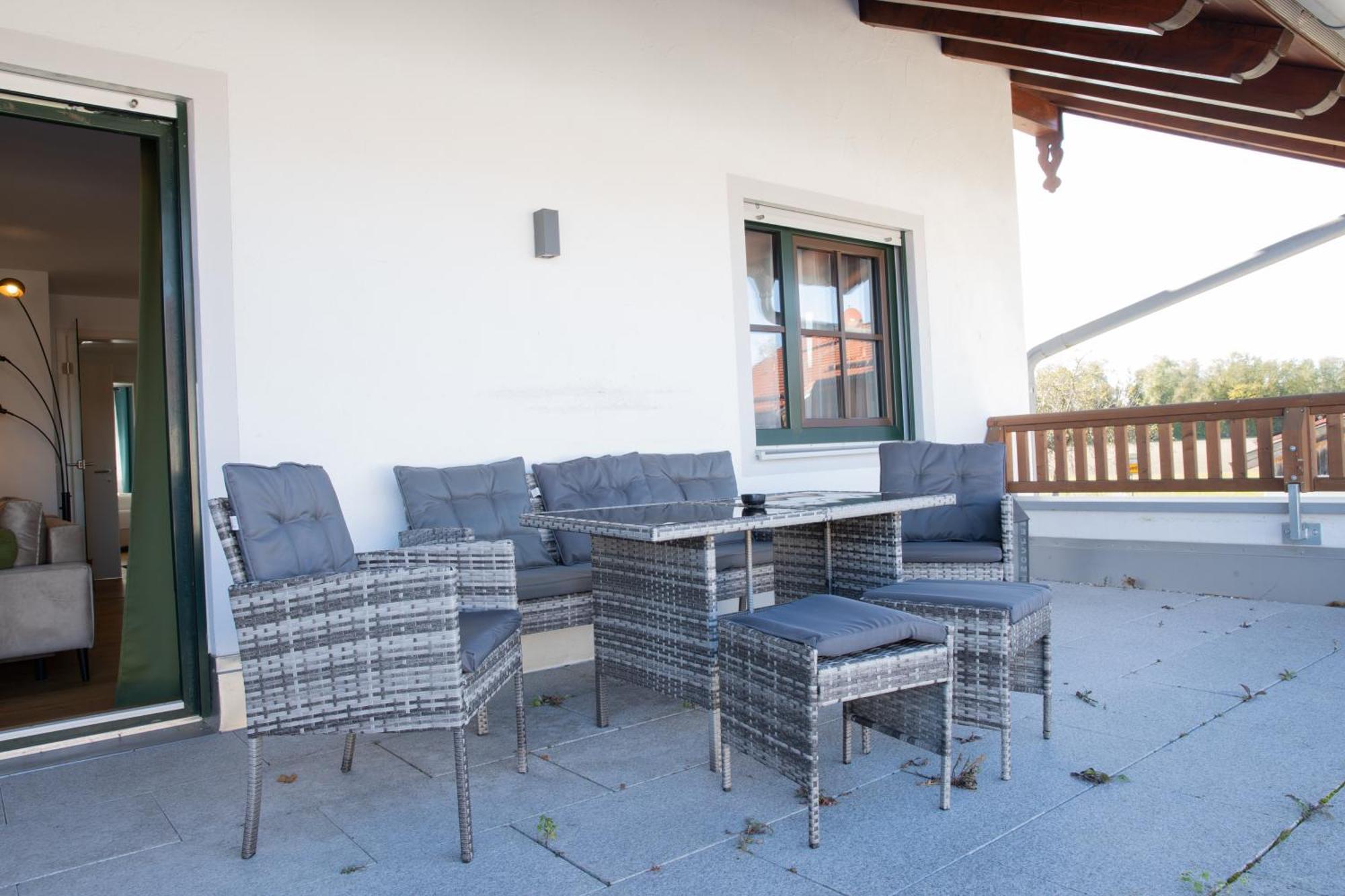 Ferienwohnungen Am Simssee Mit Alpenblick, Gutshof Alpenblick Stephanskirchen Exterior photo